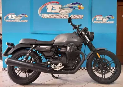 Moto Guzzi V7 III Stone (2017 - 20) - Annuncio 10137802