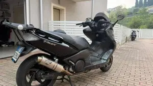 Yamaha T-Max 500 (2004 - 07)  (2)