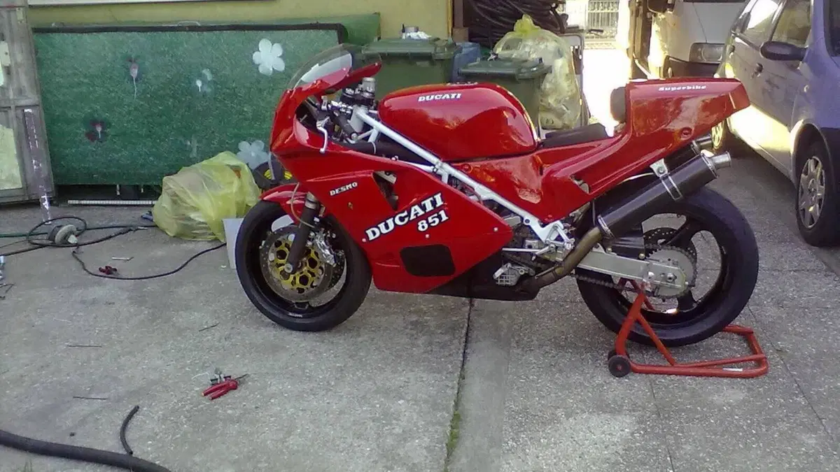 Ducati   (4)