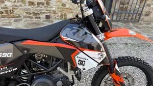 KTM 690 Enduro R (2009 - 11)  (3)
