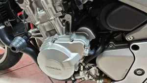 Honda Hornet 600 (2005 - 06)  (5)