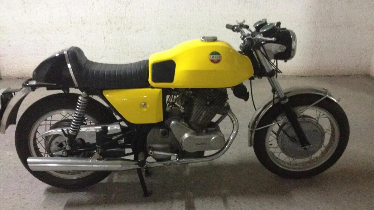 Laverda   (4)
