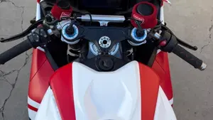 Ducati Panigale V4 S (2025 - 26)  (10)