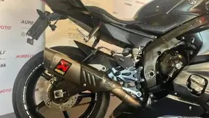 Yamaha YZF R6 (2017 - 20)  (4)