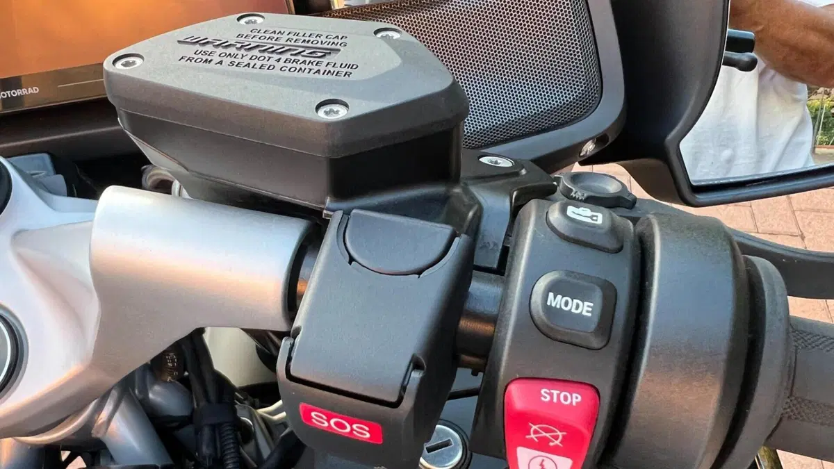 Bmw R 1250 RT (2021 - 25)  (9)
