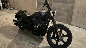 Harley-Davidson Street Bob 114 (2021 - 24)  (2)