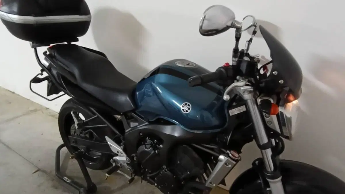 Yamaha FZ6 (2004 - 07)  (2)