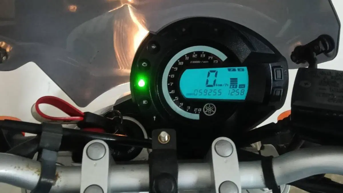 Yamaha FZ6 (2004 - 07)  (4)