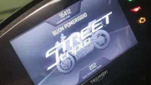 Triumph Street Triple 765 RS (2023 - 26)  (4)