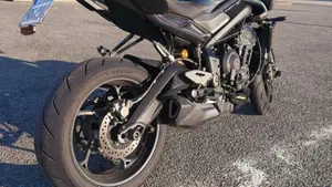 Triumph Street Triple 765 RS (2023 - 26)  (3)