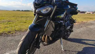 Triumph Street Triple 765 RS (2023 - 26)