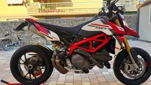 Ducati Hypermotard 950 SP (2022 - 25)  (3)