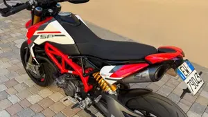 Ducati Hypermotard 950 SP (2022 - 25)  (9)