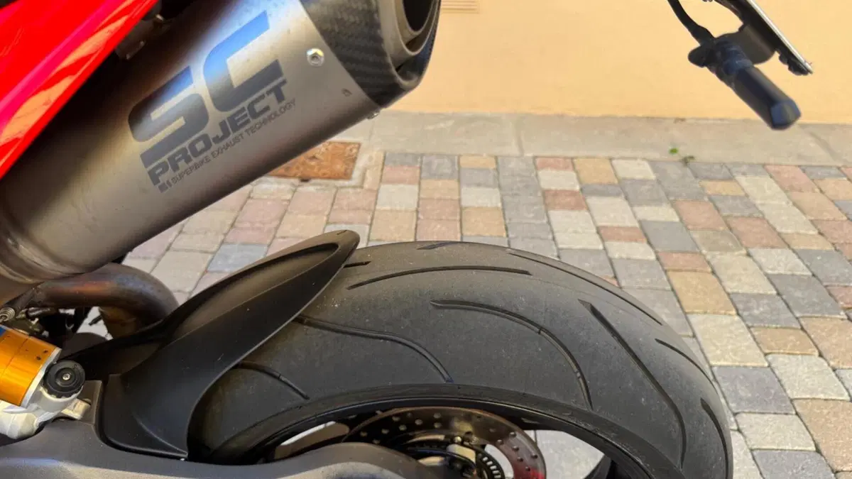 Ducati Hypermotard 950 SP (2022 - 25)  (11)