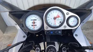 Kawasaki ZR 7S 