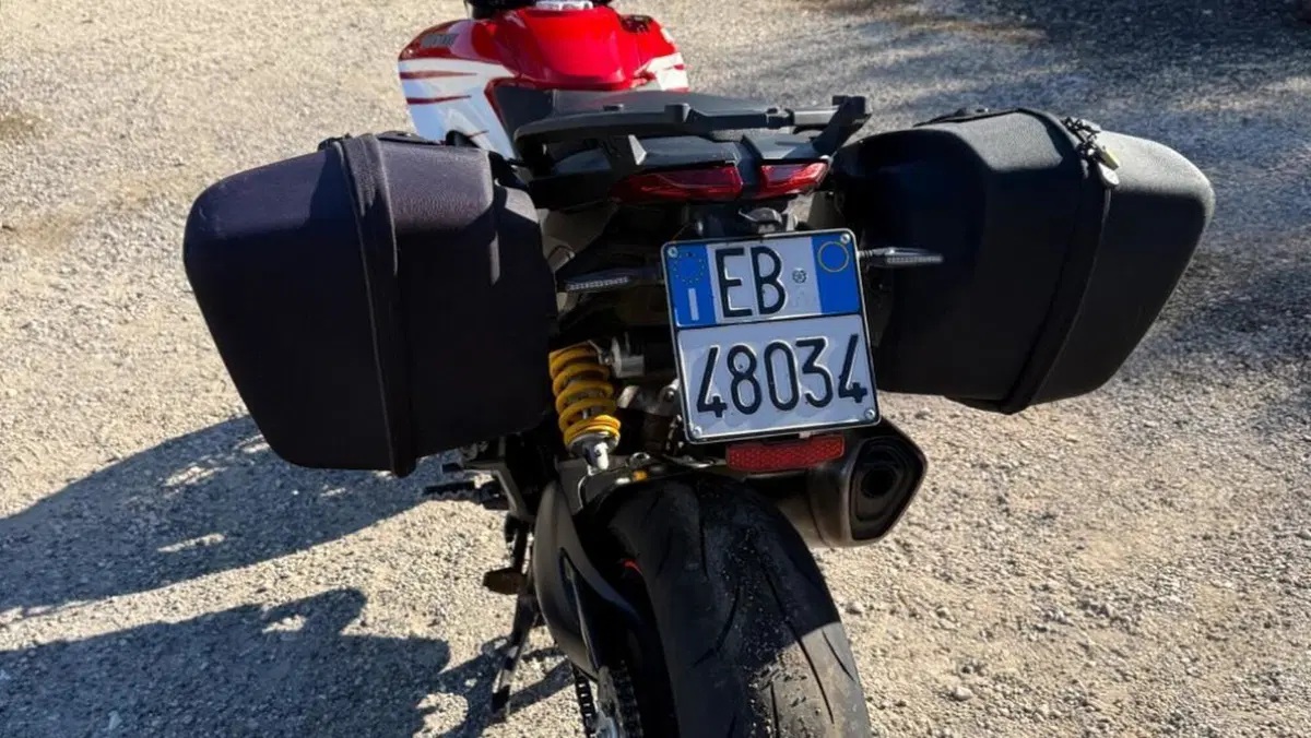 Ducati Hyperstrada 821 (2013 - 15)  (5)