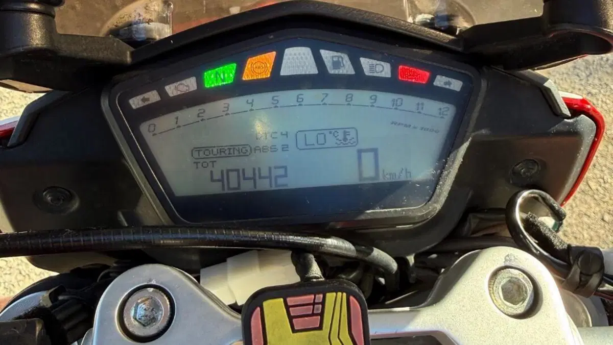 Ducati Hyperstrada 821 (2013 - 15)  (8)