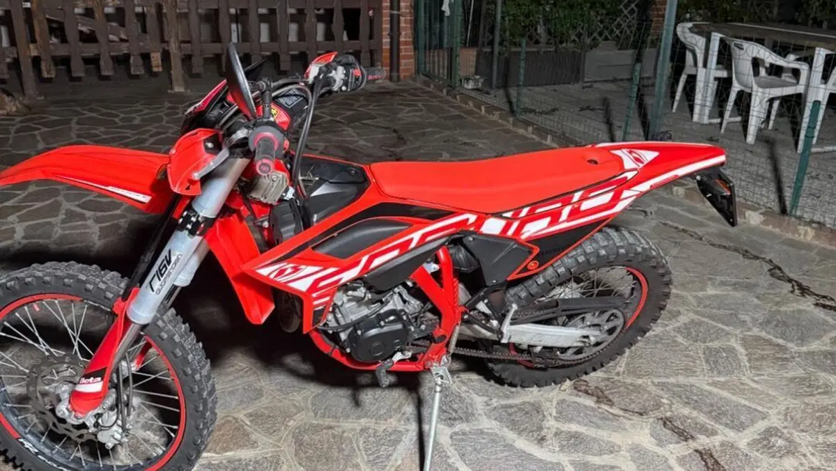 Betamotor RR 125 4T Enduro LC (2021 - 23)  (3)