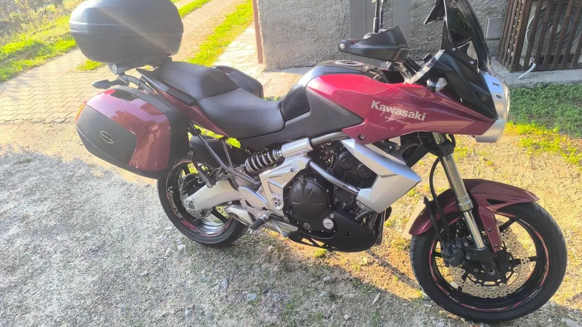 Kawasaki Versys 650 (2010 - 13)  (2)