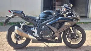 Suzuki GSX R 600 (2008 - 10)  (2)