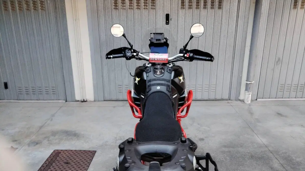 Aprilia Tuareg 660 (2022 - 24)  (3)