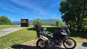 Triumph Tiger 800 XC ABS (2010 - 14)  (2)