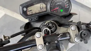 Yamaha XJ6 (2008 - 15)  (10)