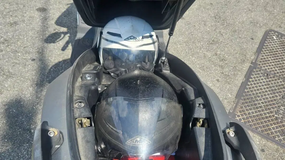 Kymco X-Town 300i ABS (2016 - 20)  (8)
