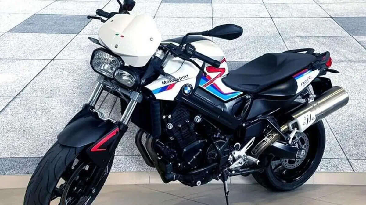 Bmw F 800 R (2009 - 11)  (2)
