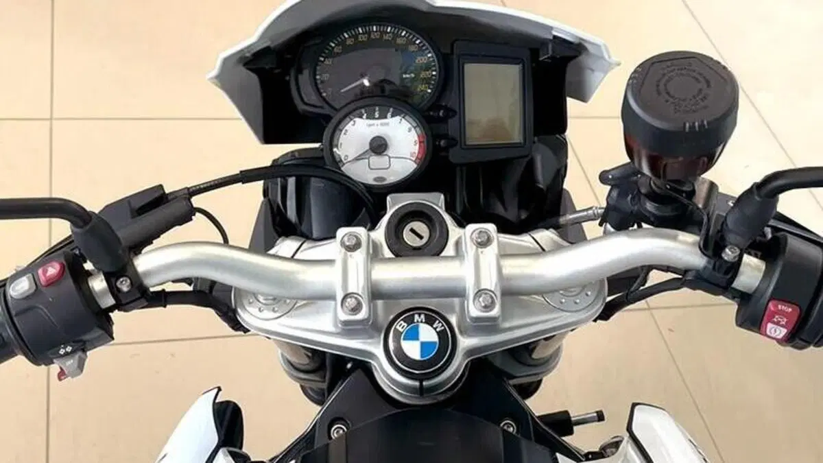 Bmw F 800 R (2009 - 11)  (5)