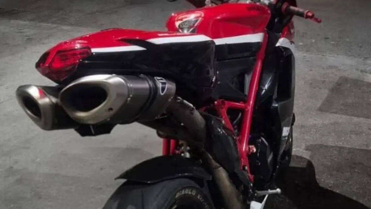 Ducati 848 EVO Corse Special Edition (2011 - 13)  (3)