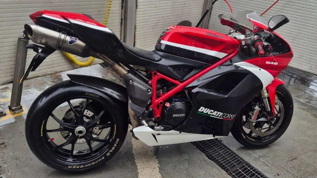 Ducati 848 EVO Corse Special Edition (2011 - 13)  (4)