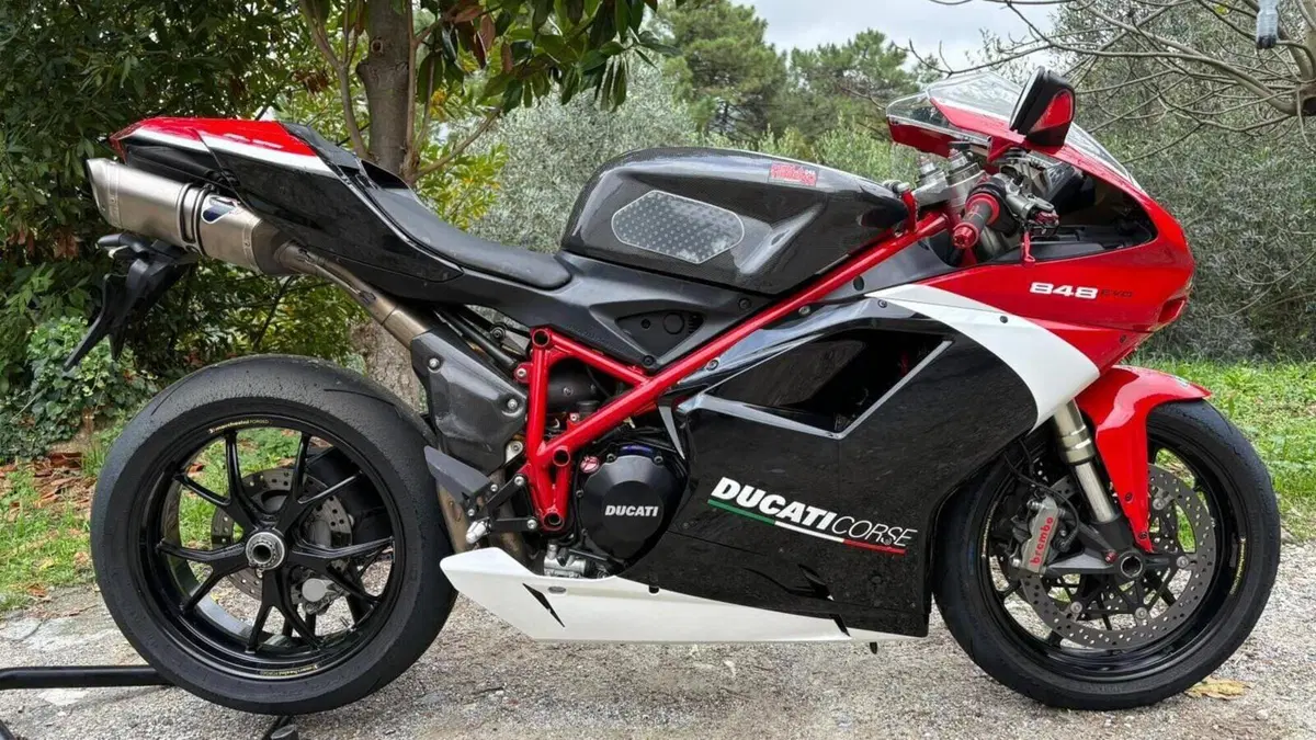 Ducati 848 EVO Corse Special Edition (2011 - 13)  (16)