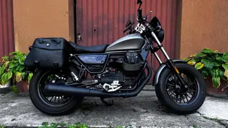 Moto Guzzi V9 Bobber (2018 - 20)