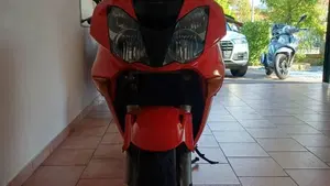 Honda VFR 800 (2002 - 05)  (4)