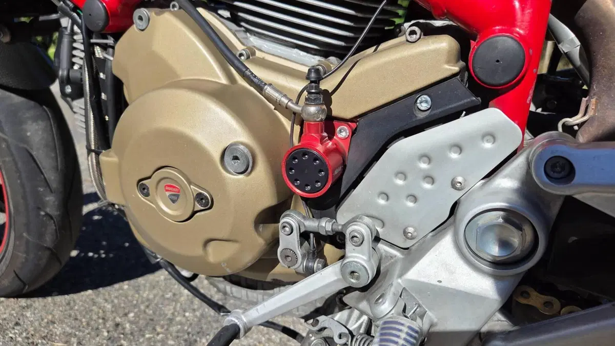 Ducati Hypermotard 1100 S (2007 - 09)  (7)