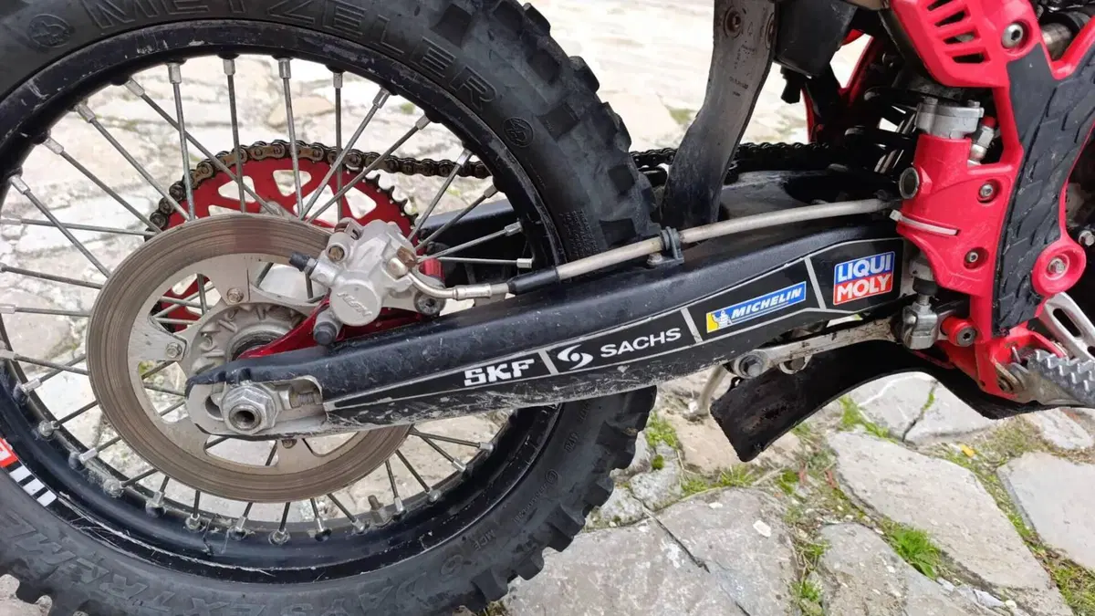 Betamotor RR 250 2T Enduro (2016)  (17)