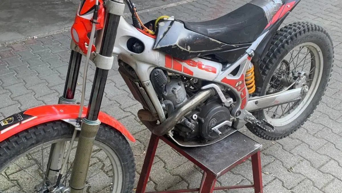 Betamotor REV-3 125 (2002 - 05)  (3)
