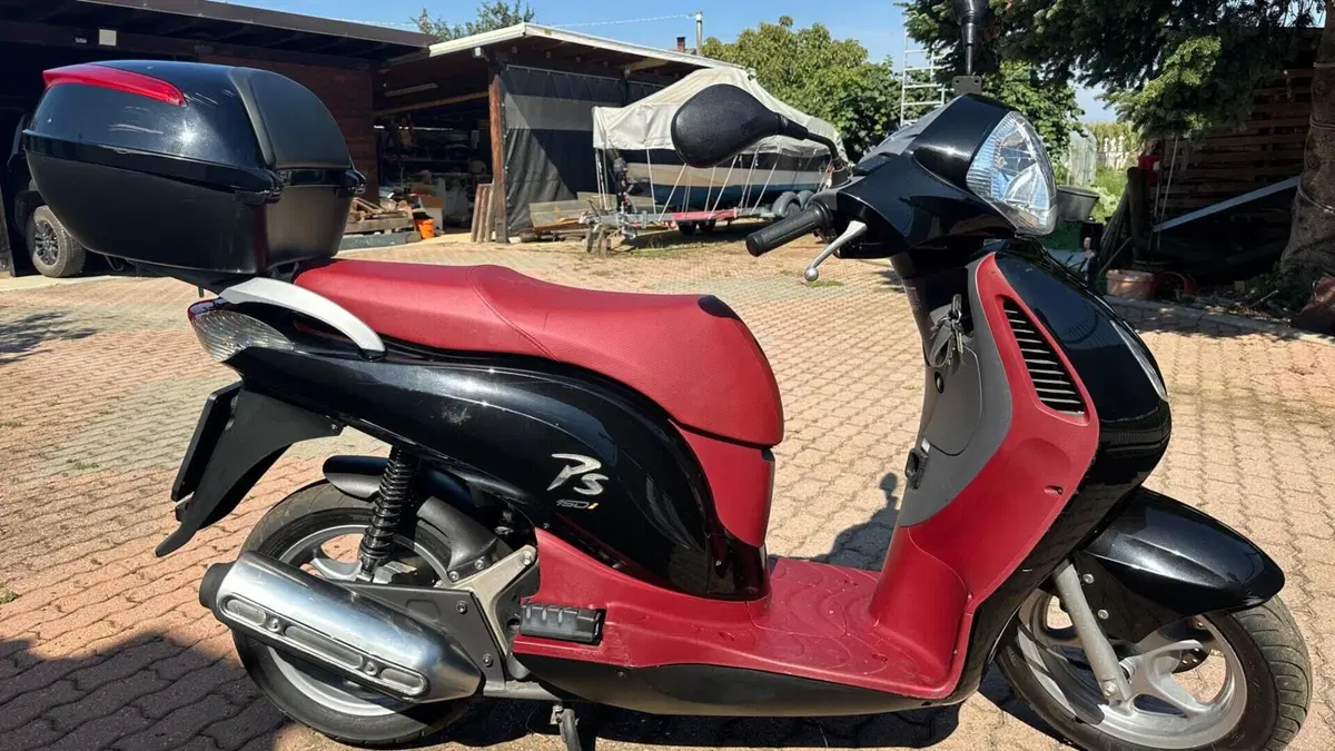 Honda PS i 150  (2)