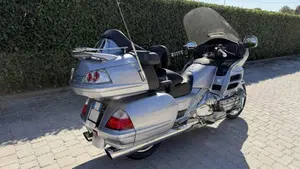 Honda GL 1800 Gold Wing (2007 - 11)  (9)