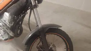 Yamaha Tricker (2006 - 13)  (7)