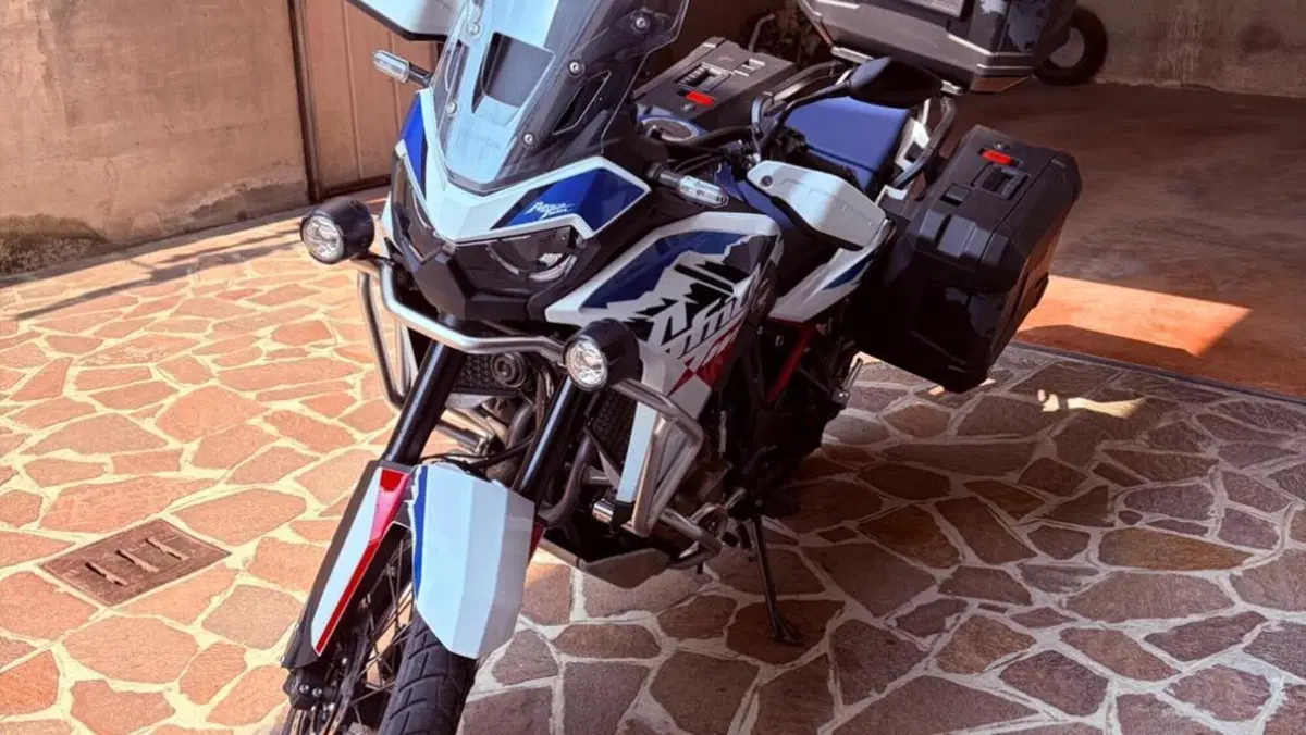Honda Africa Twin CRF 1100L ES (2024 - 26)  (3)