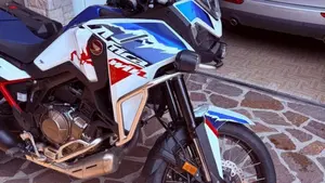 Honda Africa Twin CRF 1100L ES (2024 - 26)  (5)