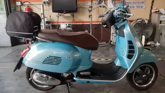 Vespa GTS 300 ABS Settantesimo (2016) usata