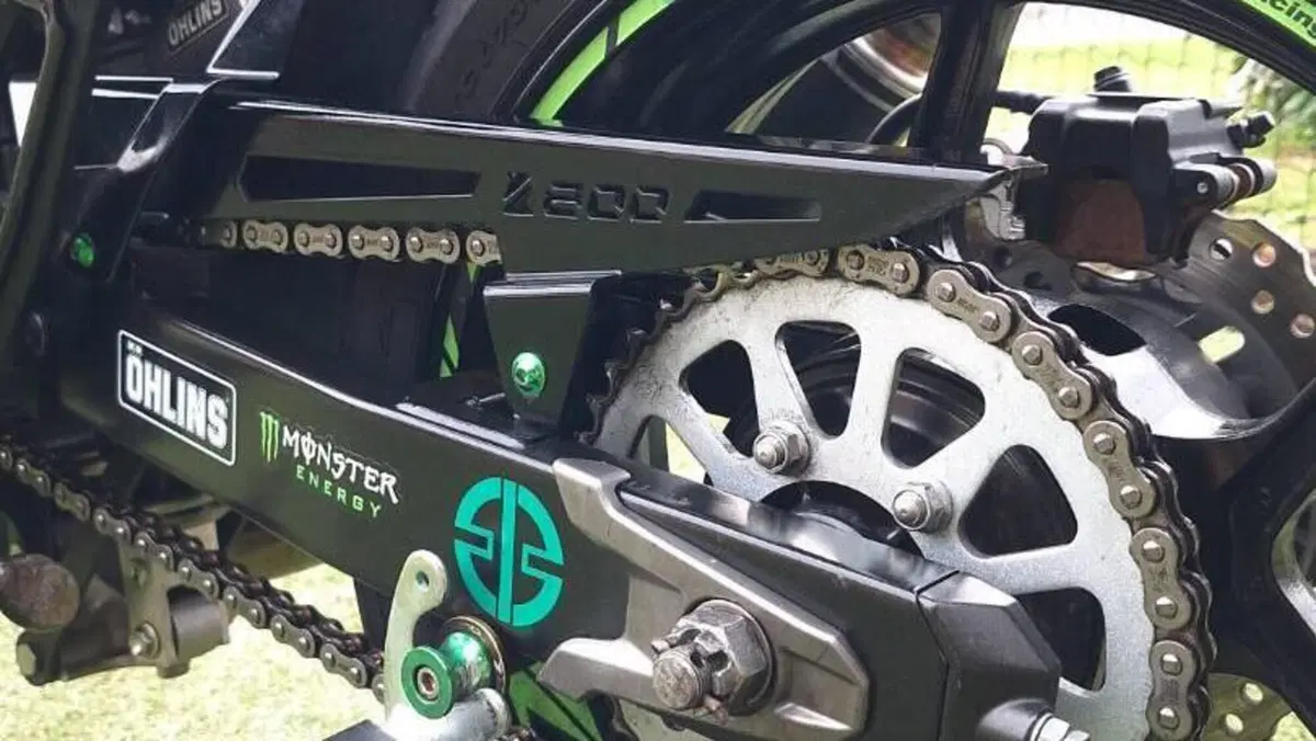 Kawasaki Z 800 ABS (2012 - 16)  (6)