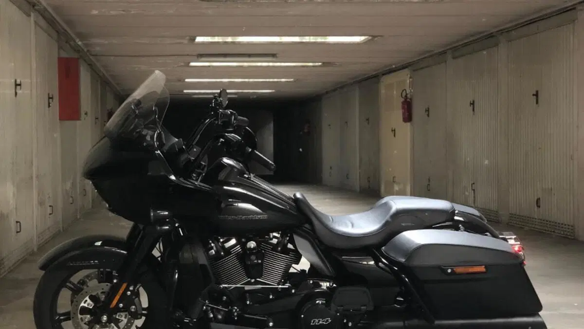 Harley-Davidson 114 Road Glide Limited (2020) - FLTRK  (4)