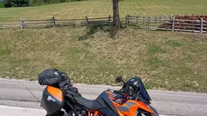 KTM 1290 Super Duke GT (2021 - 25) 