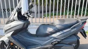 Kymco X-Town 300i ABS (2016 - 20)  (2)