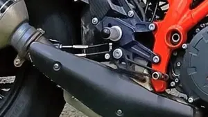 KTM 1290 Super Duke GT (2021 - 25)  (3)
