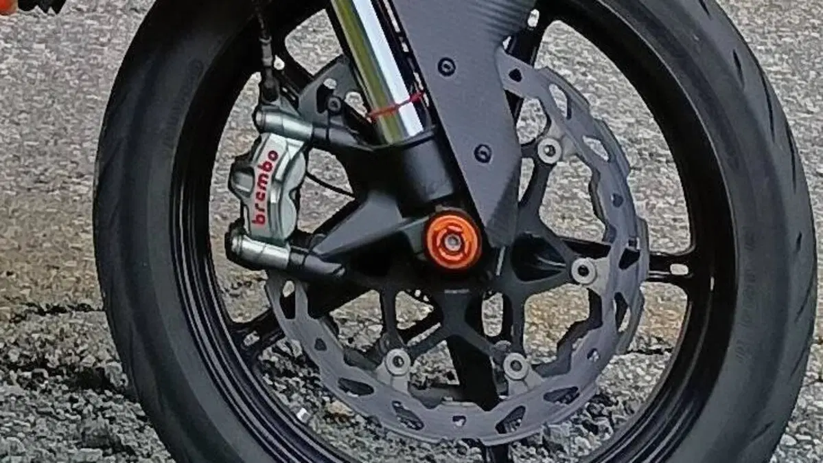 KTM 1290 Super Duke GT (2021 - 25)  (6)